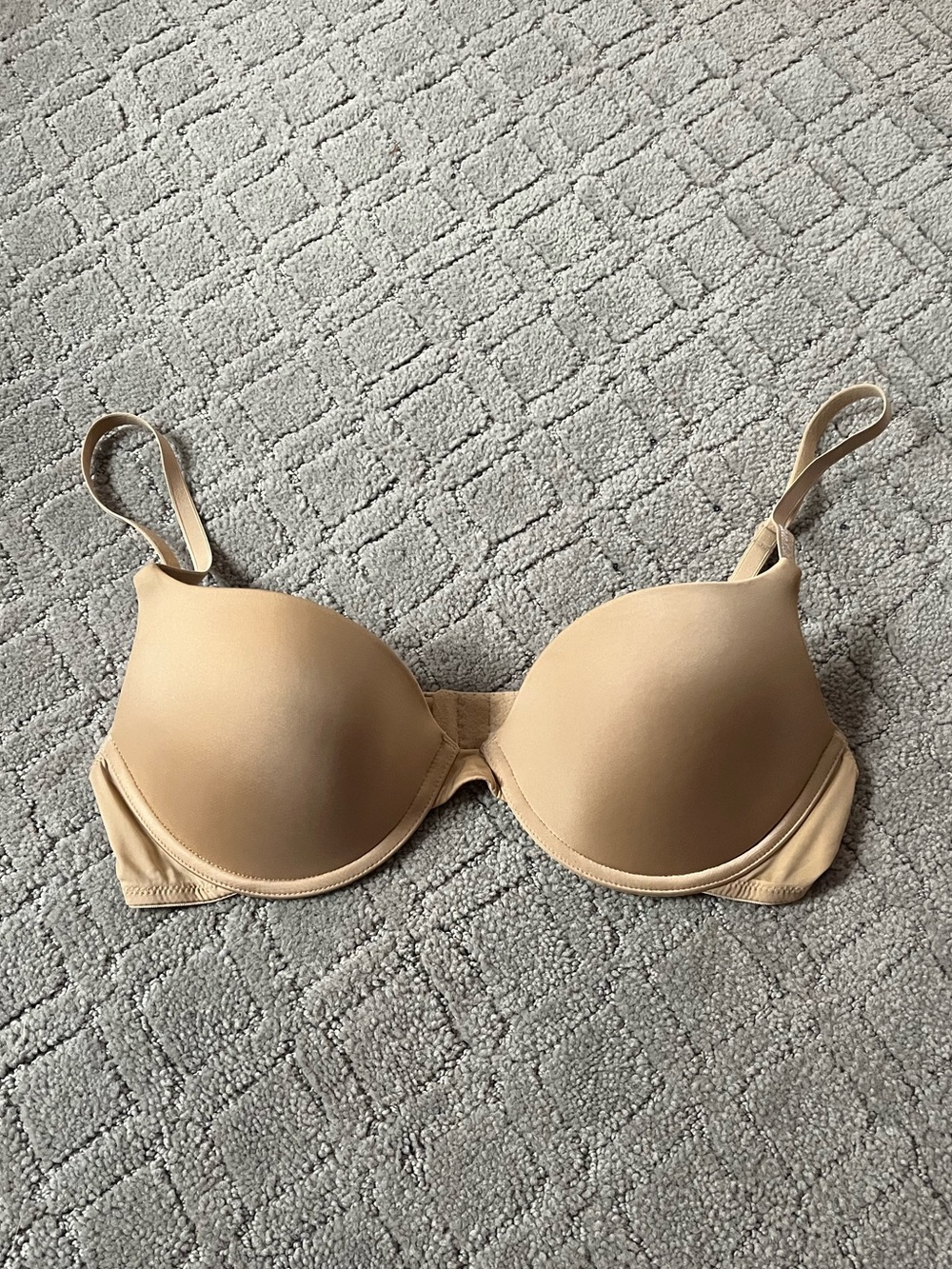 Nude Calvin Klein Push-up Bra